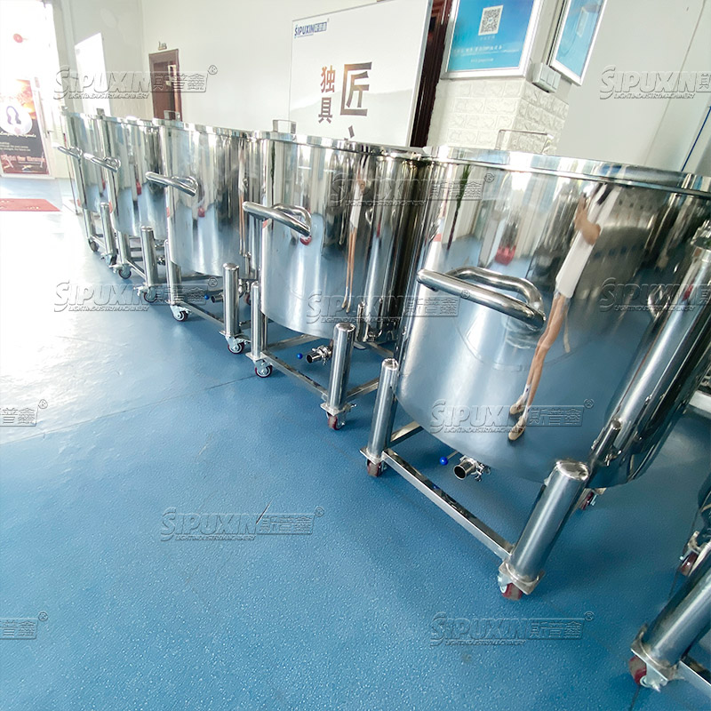 GMP Standard Stainless Steel Tangki Kimia Peralatan Penyimpanan 