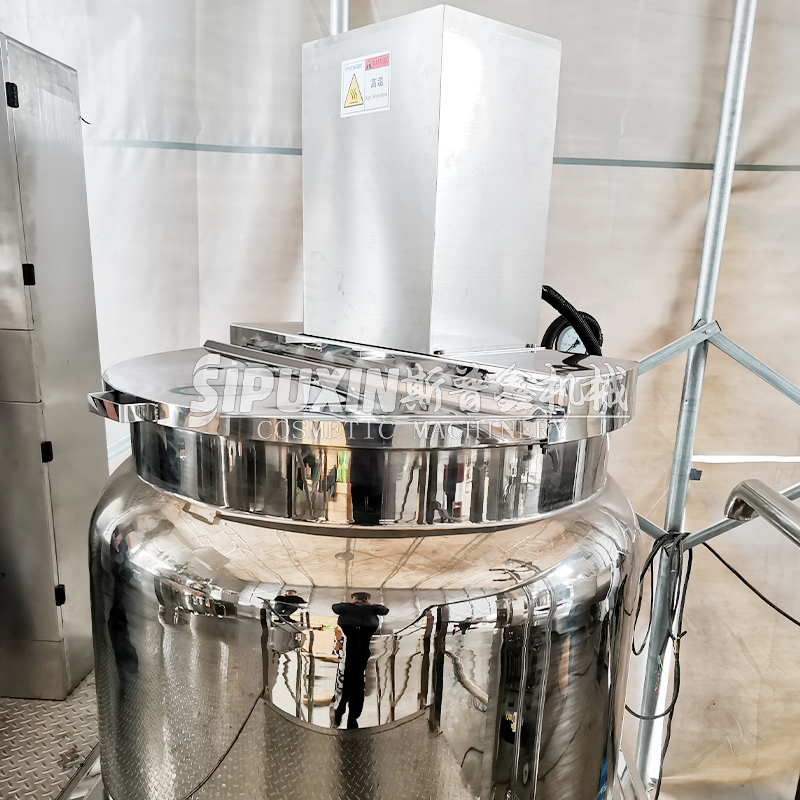 Peralatan Homogenizer Pemanas Uap untuk Krim Wajah 1 Ton Mixer Lotion Homogenzier Pengangkatan Hidraulik